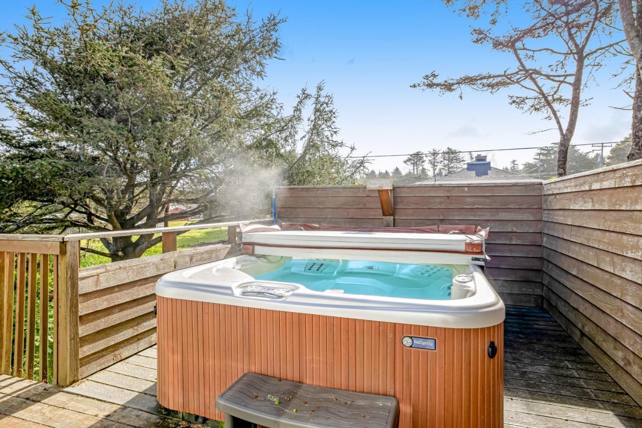 Bayocean Retreat Lägenhet Cape Meares Exteriör bild